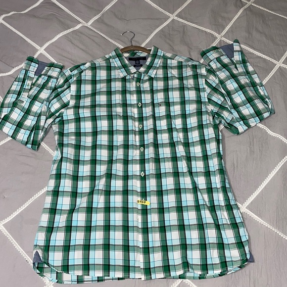 Tommy Hilfiger shirt - Picture 1 of 6